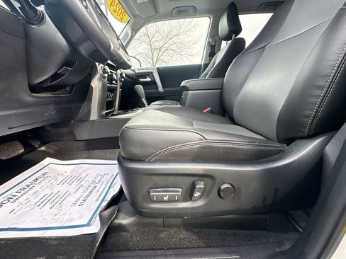 Used 2024 Toyota 4Runner SR5 Premium w/ Moonroof Package image 14