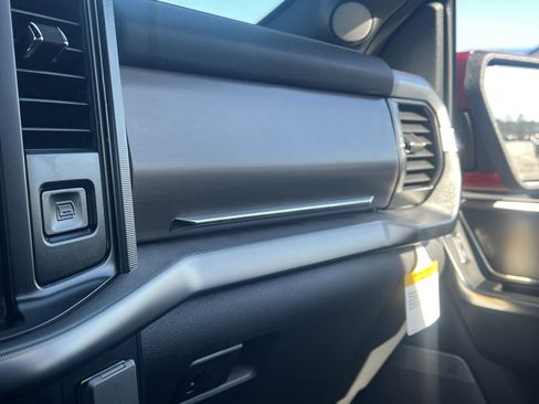 New 2025 Ford F150 Platinum w/ FX4 Off-Road Package image 12