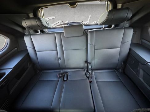 Used 2025 Toyota Sequoia Platinum image 22