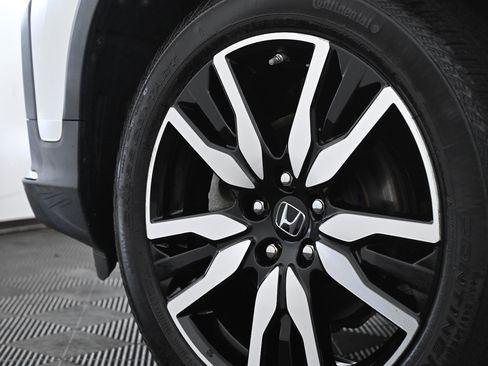 Used 2020 Honda Pilot Touring image 39