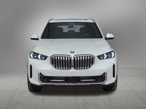 Used 2024 BMW X5 xDrive40i image 9