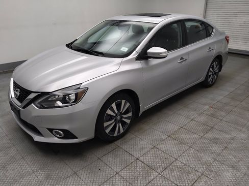 Used 2019 Nissan Sentra SL image 2