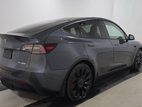 Used 2023 Tesla Model Y Long Range AWD/4WD image 4