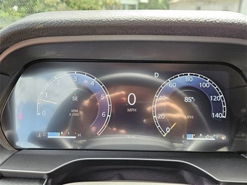 Used 2024 Jeep Grand Cherokee L Laredo image 13