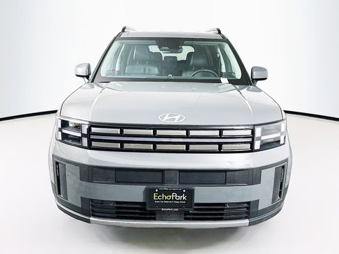 Used 2025 Hyundai Santa Fe SEL image 2