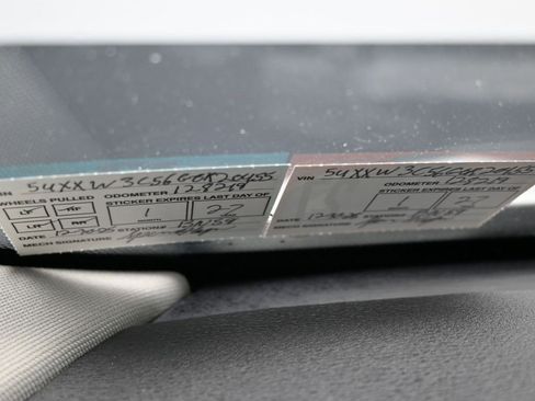 Used 2016 BMW X4 xDrive28i image 9