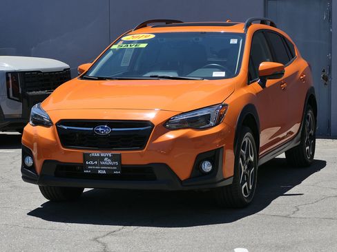 Used 2019 Subaru Crosstrek 2.0i Limited w/ Moonroof Package w/Navigation AWD/4WD image 7