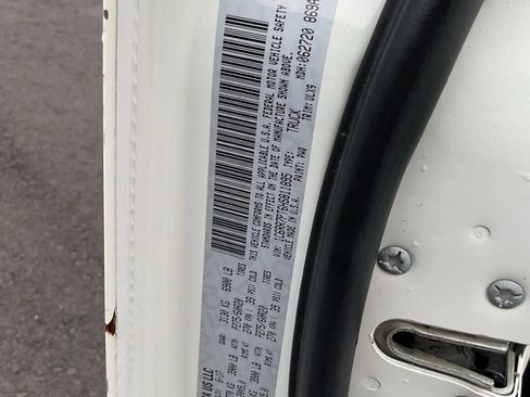 Used 2017 RAM 1500 Limited image 24