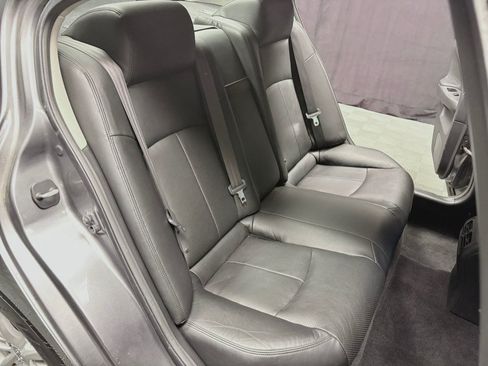 Used 2011 INFINITI G37 x Sedan w/ Premium Pkg AWD/4WD image 32