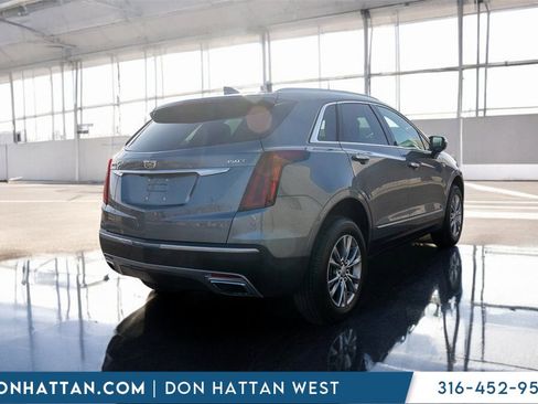 Used 2022 Cadillac XT5 Premium Luxury w/ LPO, Floor Liner Package image 34