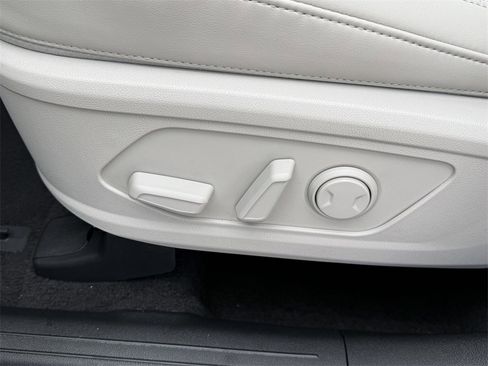 New 2026 Kia Sorento S w/ S Panoramic Sunroof Package image 20