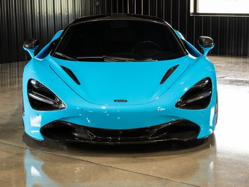 Used 2018 McLaren 720S RWD image 5