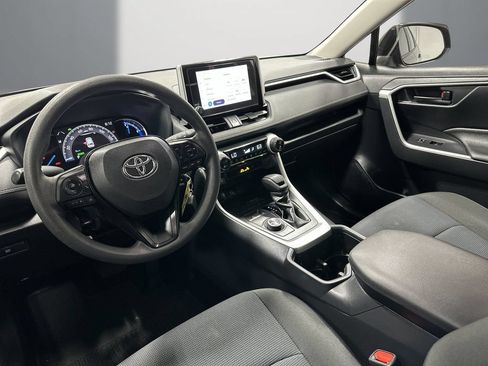 Used 2024 Toyota RAV4 LE AWD/4WD image 13