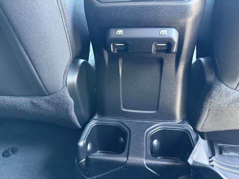 Used 2020 Jeep Gladiator Sport w/ Quick Order Package 24S image 36