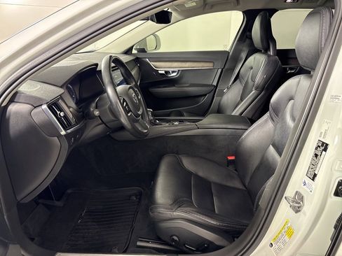 Used 2018 Volvo V90 T6 Cross Country w/ Convenience Package AWD/4WD image 21