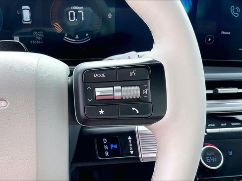 Used 2025 Hyundai Santa Fe SEL image 20