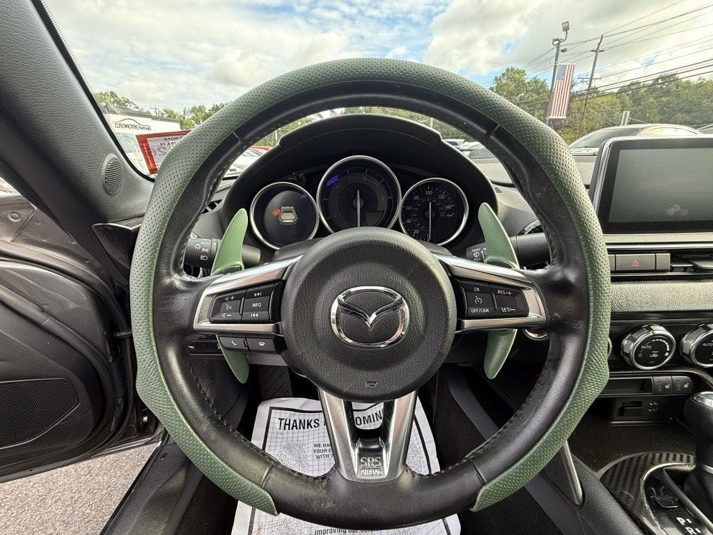 Used 2017 MAZDA MX-5 Miata RF Grand Touring RWD image 13