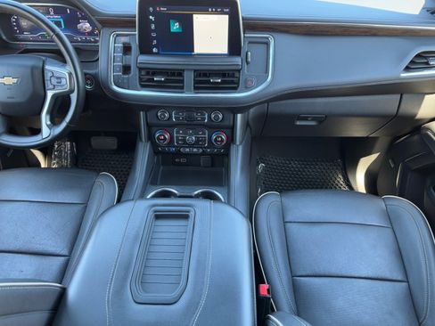 Used 2023 Chevrolet Suburban Premier image 14