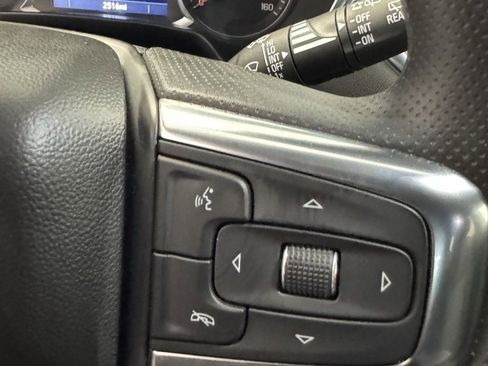 Certified 2025 Chevrolet Blazer LT w/ Midnight/Sport Edition image 17