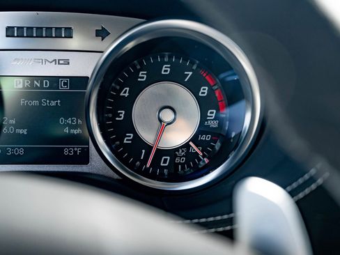 Used 2015 Mercedes-Benz SLS AMG GT Final Edition image 34