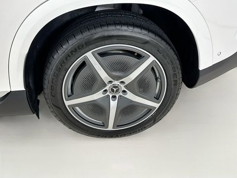 New 2026 Mercedes-Benz EQE 320 4MATIC SUV image 32