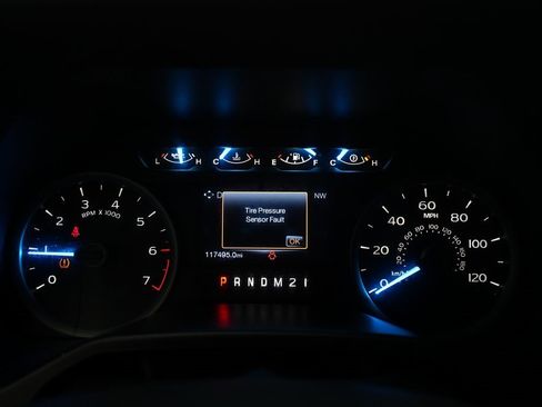 Used 2015 Ford F150 XLT w/ Equipment Group 302A Luxury image 2