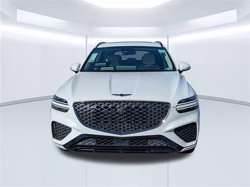 Used 2025 Genesis GV70 3.5T Sport w/ Sport Advanced Package image 9