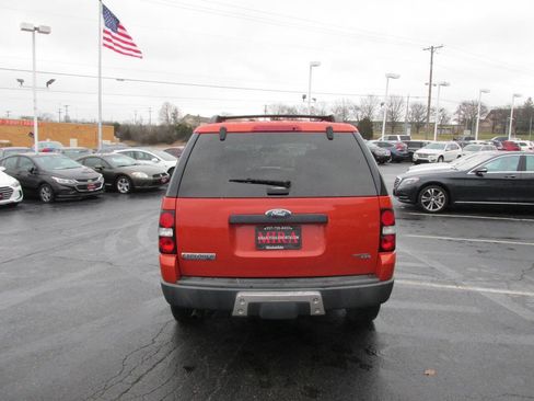 Used 2007 Ford Explorer XLT image 5