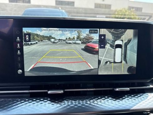 Used 2024 Kia Carnival SX Prestige FWD image 13
