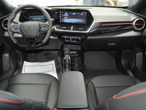 New 2026 Chevrolet Trax RS w/ Sunroof Package image 29