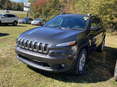 Used 2015 Jeep Cherokee Latitude w/ Cold Weather Group