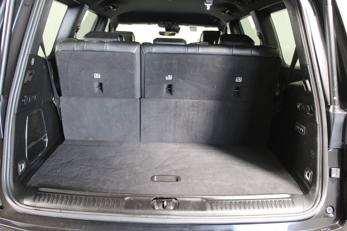 Used 2024 Jeep Wagoneer Series II w/ Flexible Seating Group RWD image 31