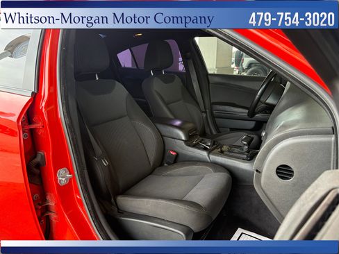 Used 2018 Dodge Charger SXT w/ Blacktop Package image 31