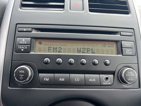 Used 2014 Nissan Versa Note SV FWD image 18