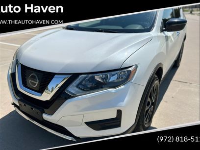Used 2017 Nissan Rogue SV w/ Midnight Edition