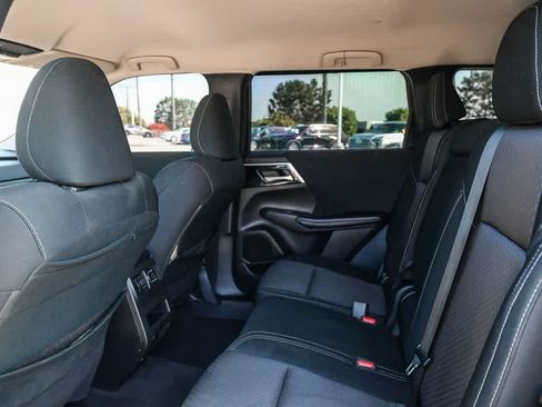 Used 2022 Mitsubishi Outlander ES AWD/4WD image 18