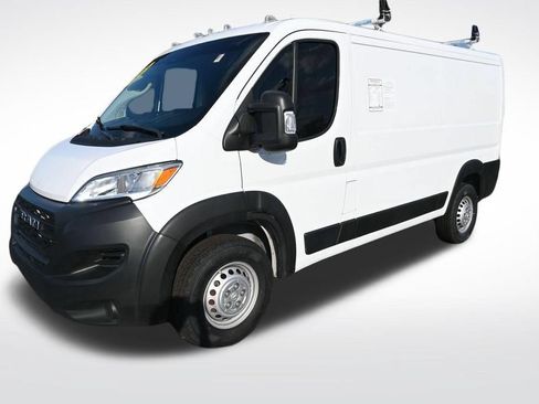 Used 2023 RAM ProMaster 2500 FWD image 12