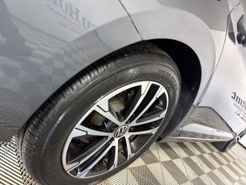 Used 2025 Volkswagen Jetta Sport image 30