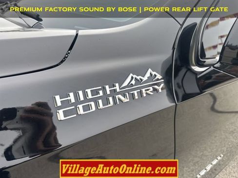 Used 2021 Chevrolet Suburban High Country w/ Premium Package AWD/4WD image 8