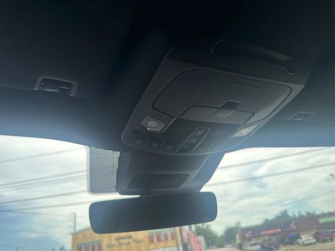 Used 2019 Lincoln Navigator Reserve image 15