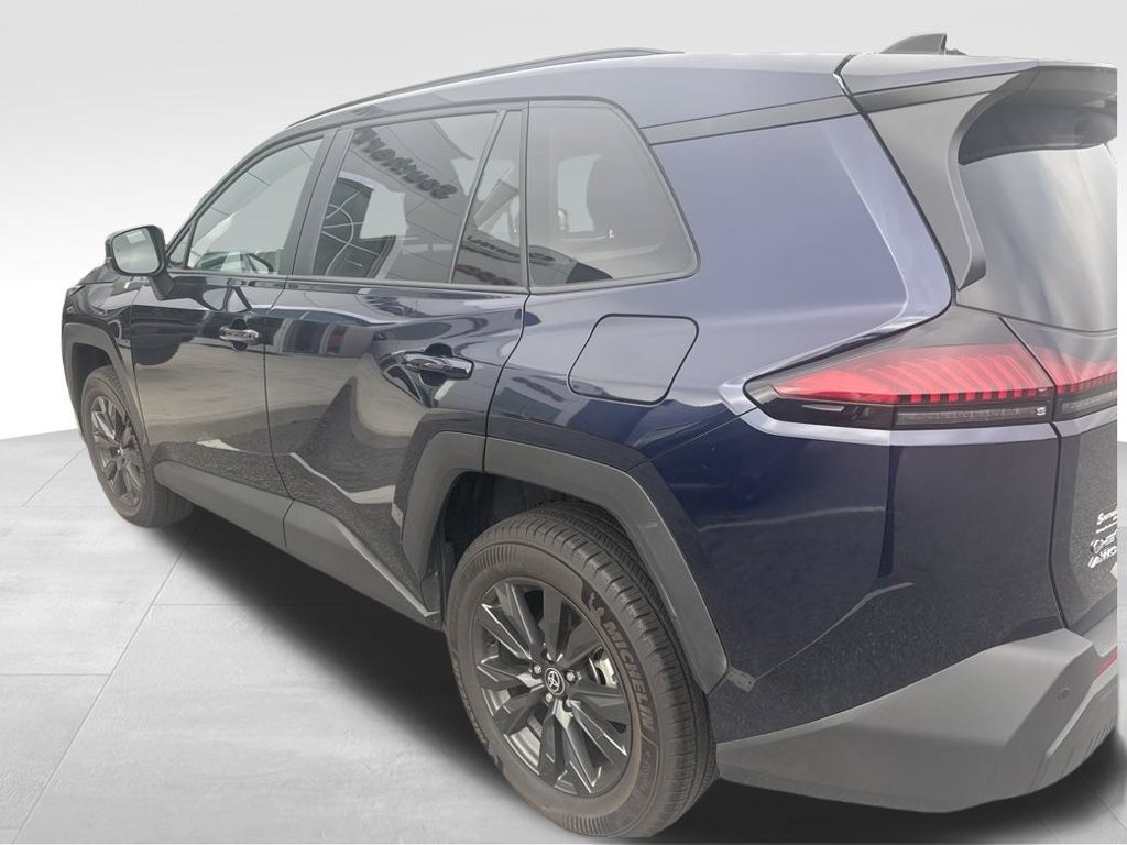 Used 2026 Toyota RAV4 XLE Premium AWD/4WD image 12