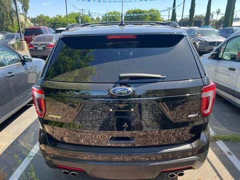 Used 2018 Ford Explorer Sport w/ Equipment Group 401A AWD/4WD image 11
