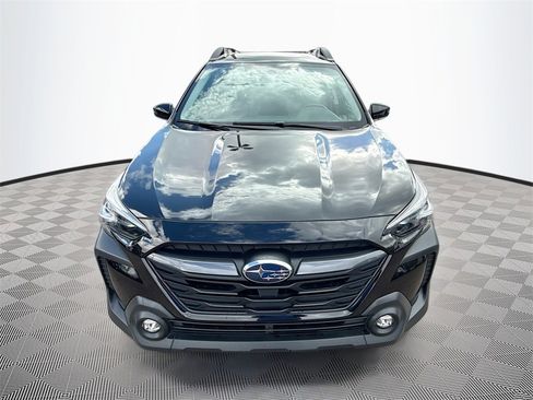 Used 2024 Subaru Outback Premium image 2