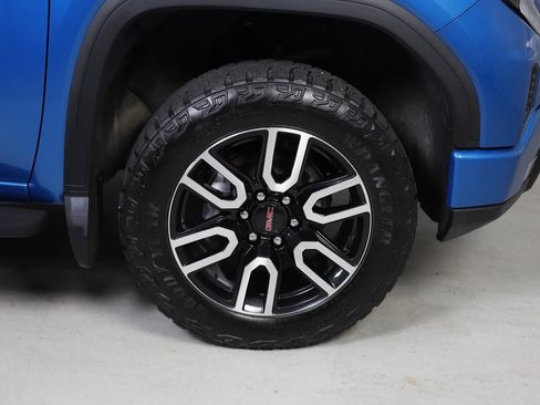 Used 2023 GMC Sierra 1500 AT4 w/ AT4 Premium Package image 6