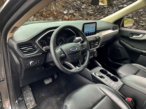 Used 2020 Ford Escape SEL image 13