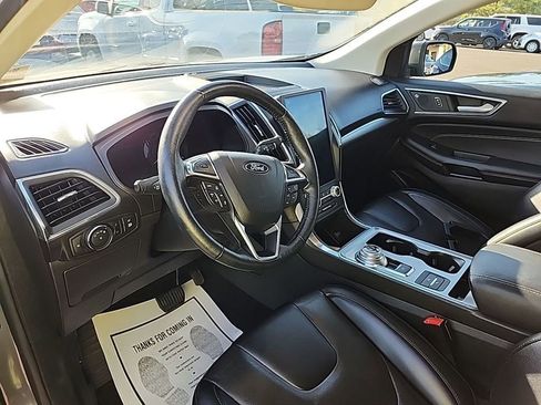 Used 2022 Ford Edge Titanium w/ Equipment Group 301A AWD/4WD image 3