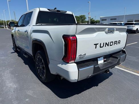 Used 2024 Toyota Tundra Limited AWD/4WD image 4