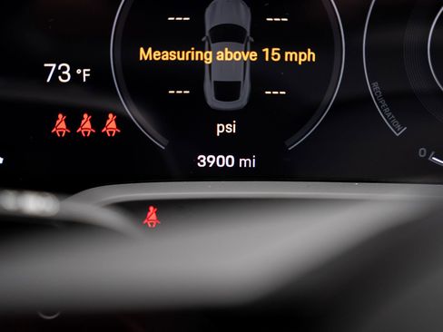 Used 2023 Porsche Taycan image 45