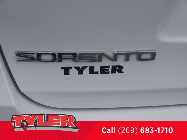Used 2020 Kia Sorento EX AWD/4WD image 13