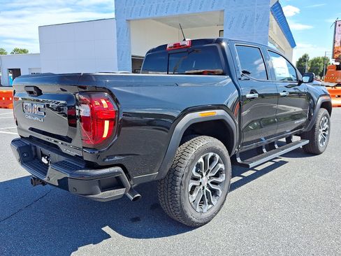 New 2026 GMC Canyon Denali image 4
